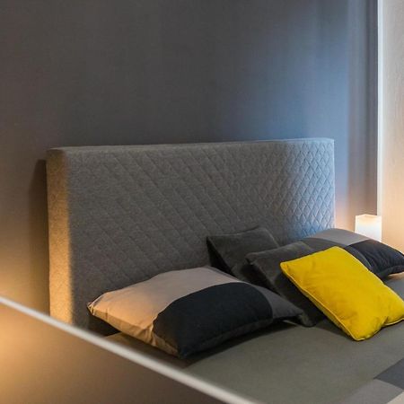 Laveruda Apartment With Balcony And Free Parking 普拉 外观 照片